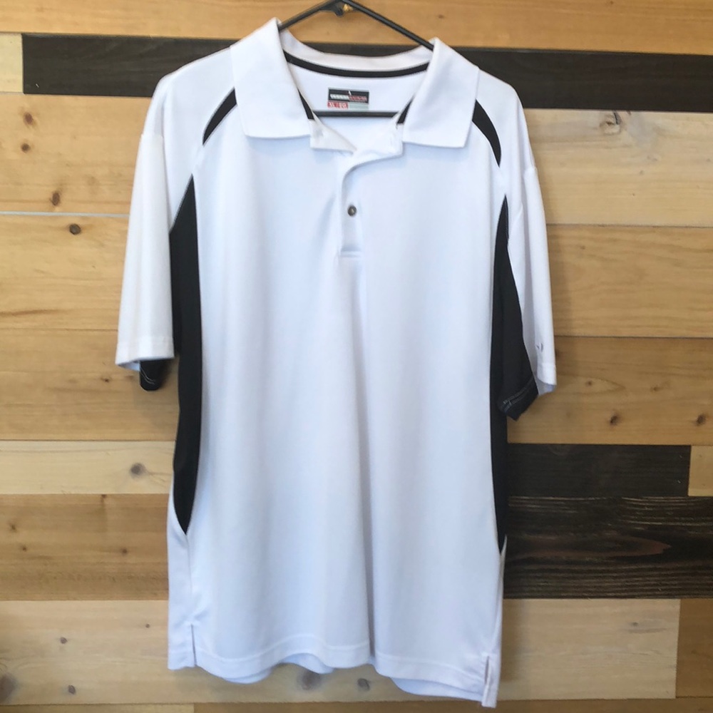 Men’s golf shirt